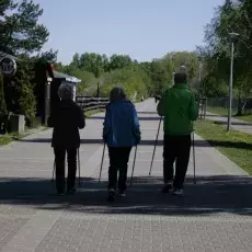 7.05.2015 - III Marsz Nordic Walking Studentów UTW.