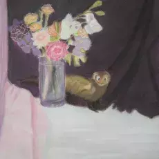 Kasprzak Krystyna - Martwa natura kwiatowa z łasiczką (pastel)